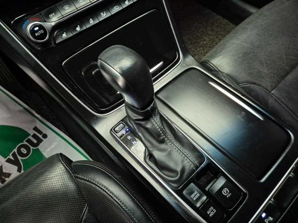 HYUNDAI Grandeur - Vista 8