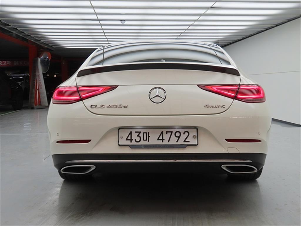 Mercedes Benz CLS Class - Vista 3