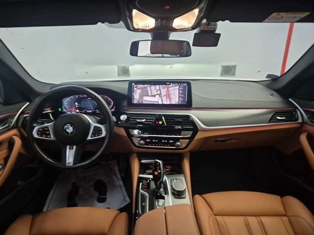 BMW 5 Series - Vista 9