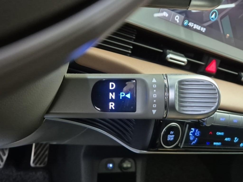 HYUNDAI Ioniq 5 - Vista 8