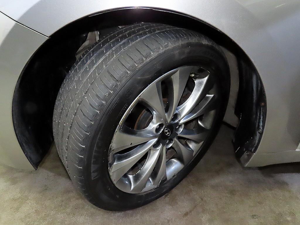 HYUNDAI Grandeur 2012 Gris - Importación desde Corea - HF Imports Iquique - Foto 20