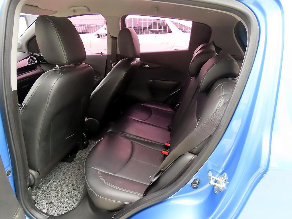 Chevrolet Spark - Vista 6