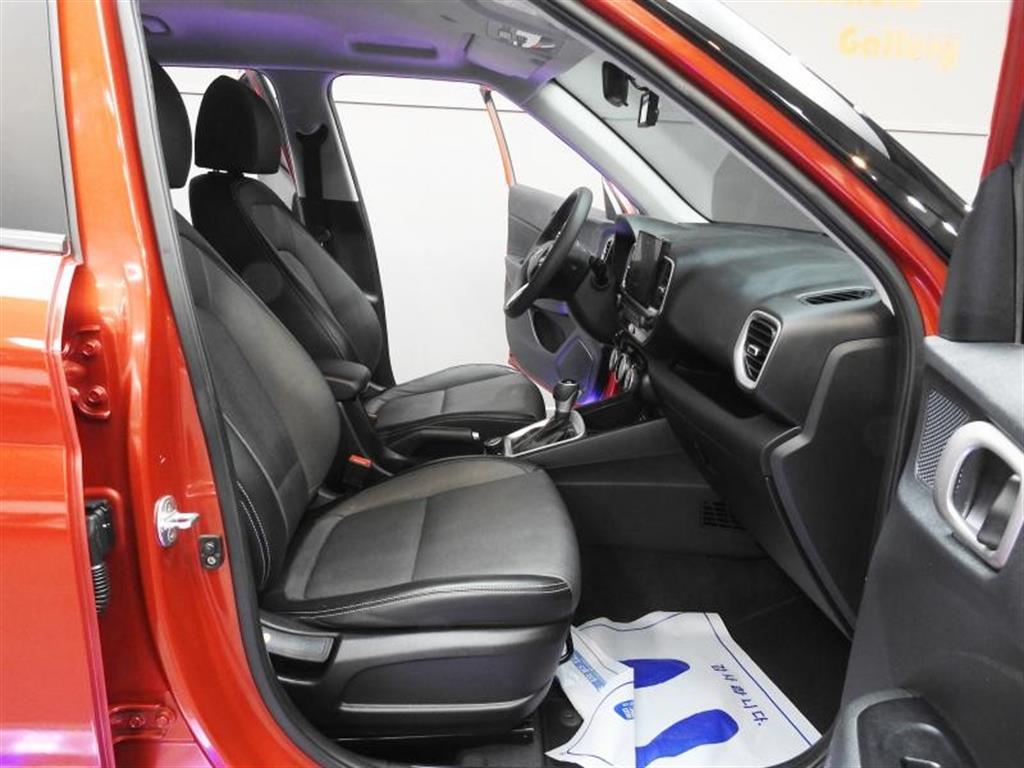 HYUNDAI Venue - Vista 10