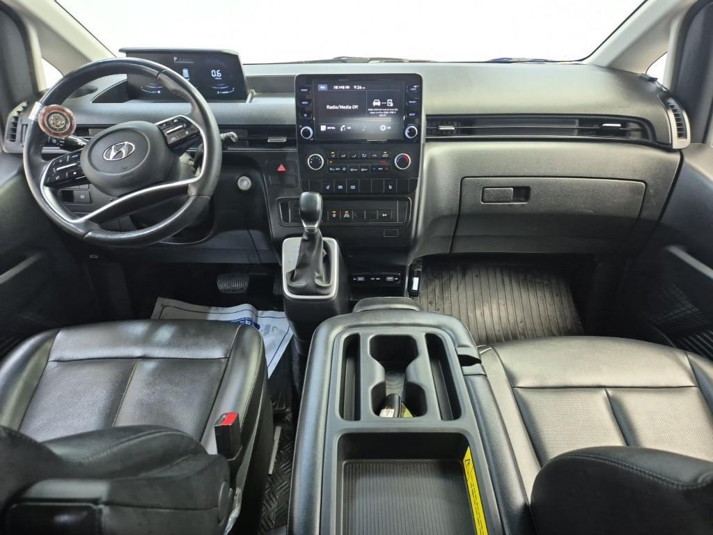 HYUNDAI Staria - Vista 7