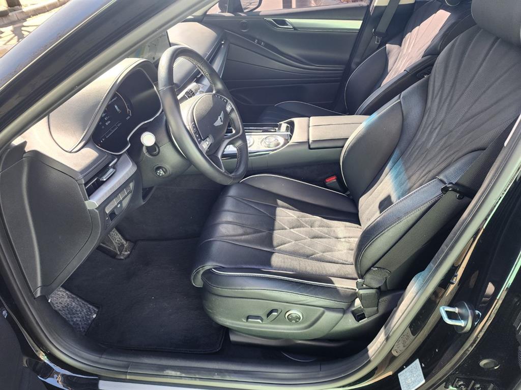 Genesis G80 - Vista 11