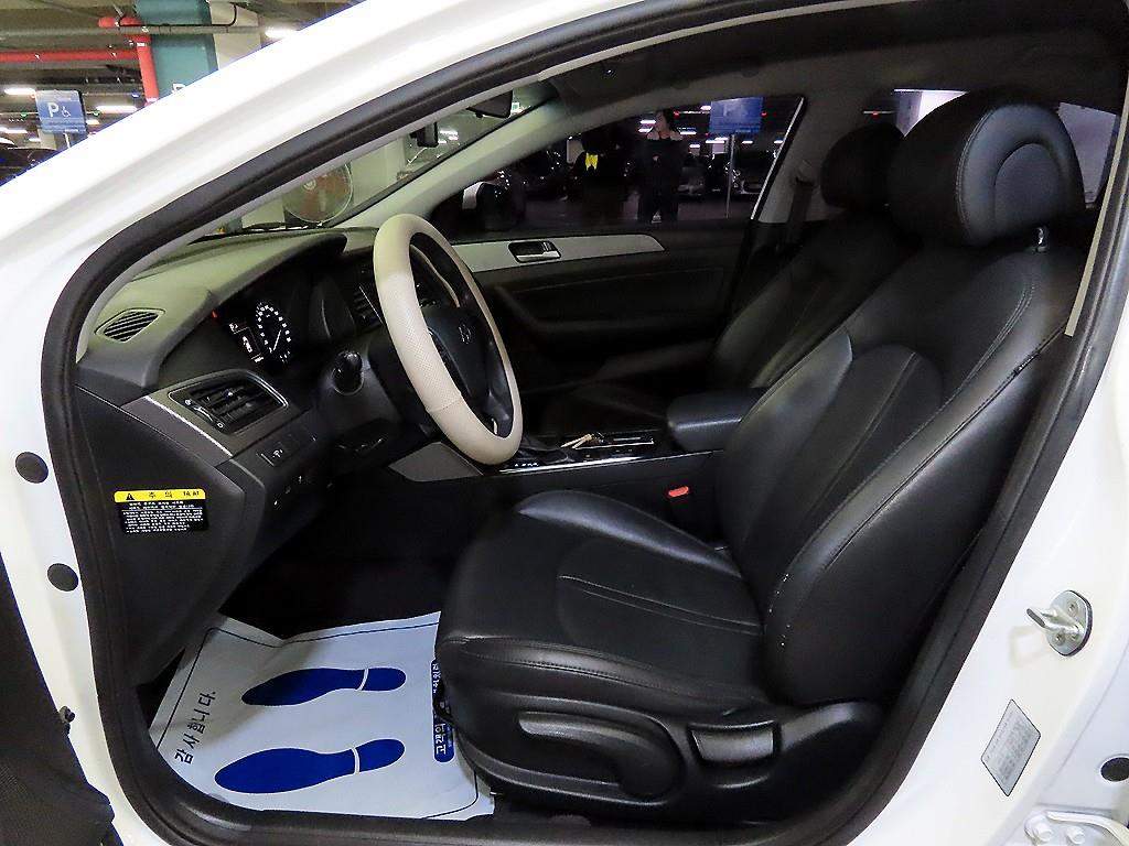 HYUNDAI Sonata - Vista 6