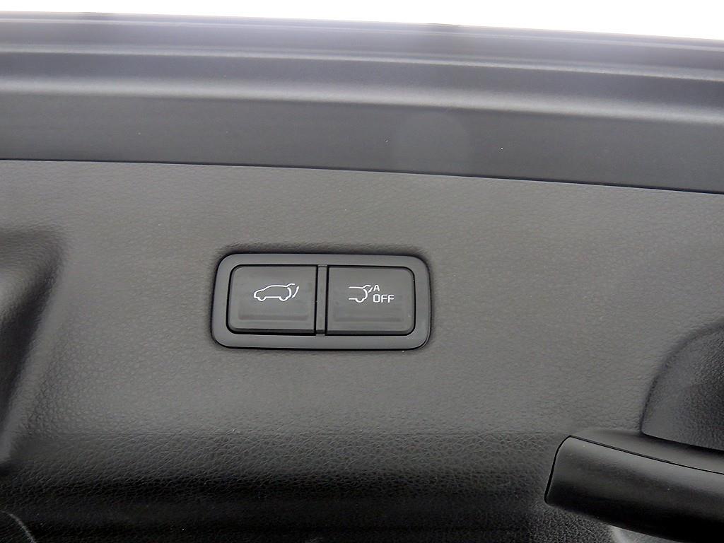 KIA Carnival - Vista 6