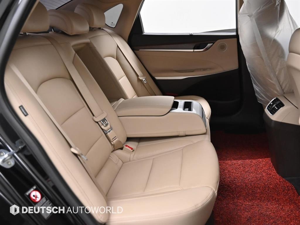 HYUNDAI Grandeur - Vista 12