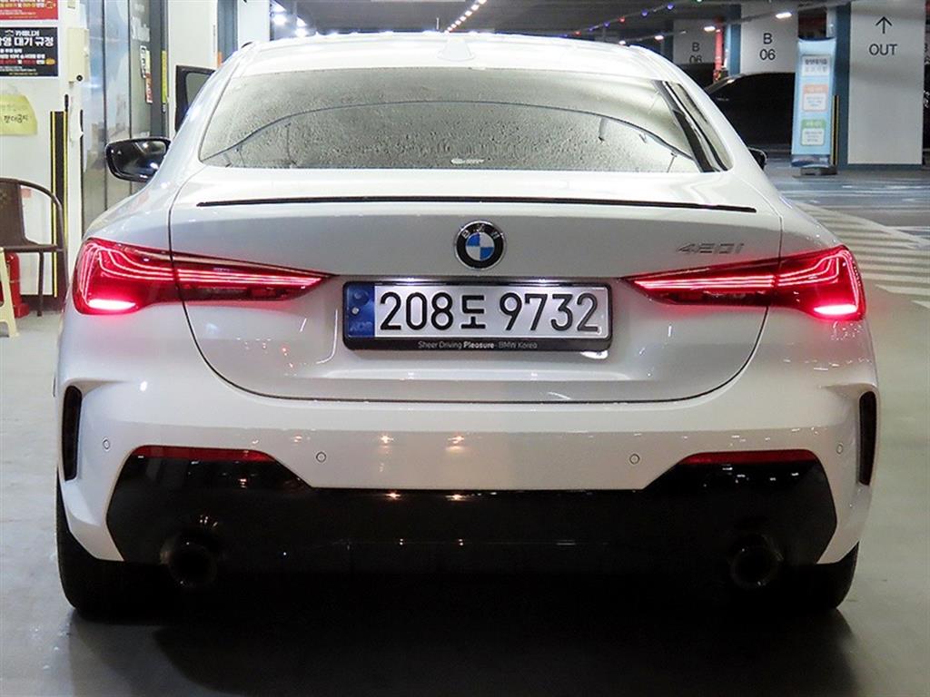 BMW 4 Series - Vista 5