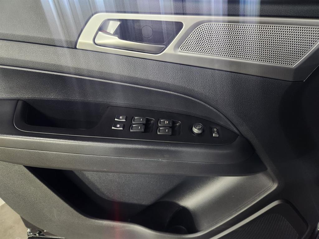 Ssangyong Rexton - Vista 10