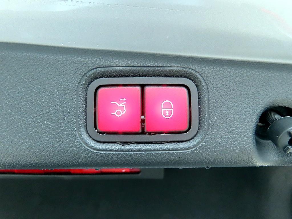 Mercedes Benz E class 2021 Plateado - Importación desde Corea - HF Imports Iquique - Foto 16