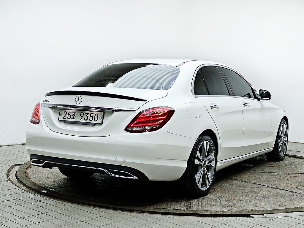 Mercedes Benz C Class - Vista 7