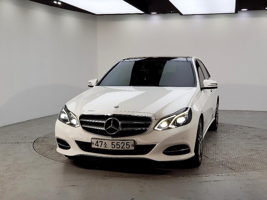 Mercedes Benz E class - Vista 2