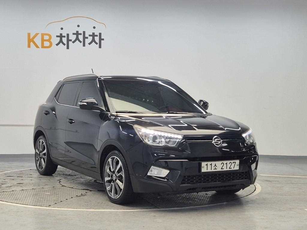 Ssangyong Tivoli - Vista 4