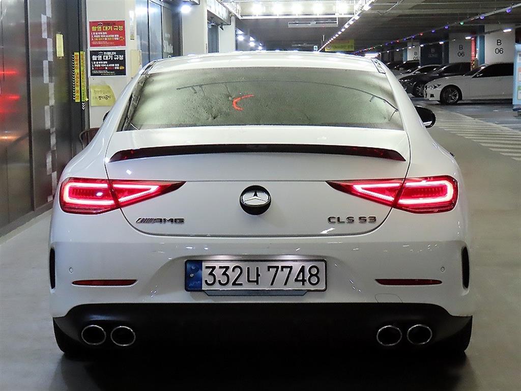 Mercedes Benz CLS Class - Vista 5