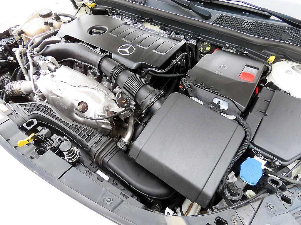 Mercedes Benz A Class 2020 Blanco - Importación desde Corea - HF Imports Iquique - Foto 17