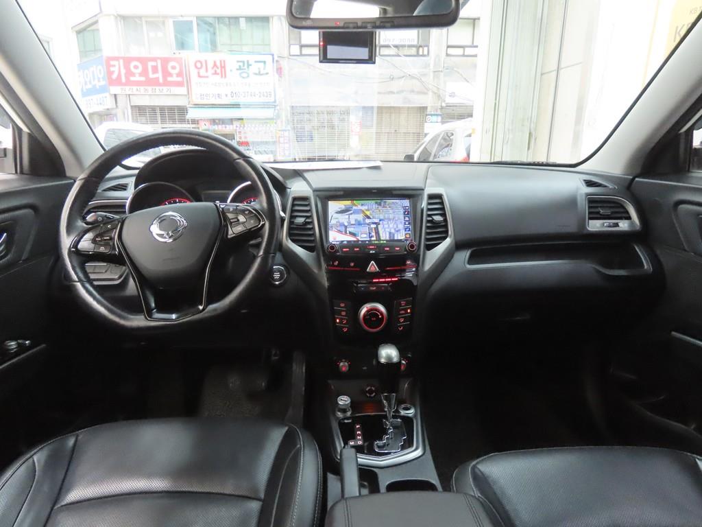 Ssangyong Tivoli - Vista 7