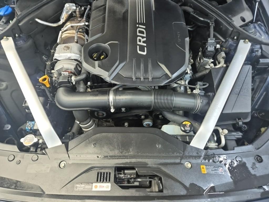 Genesis G70 - Vista 5