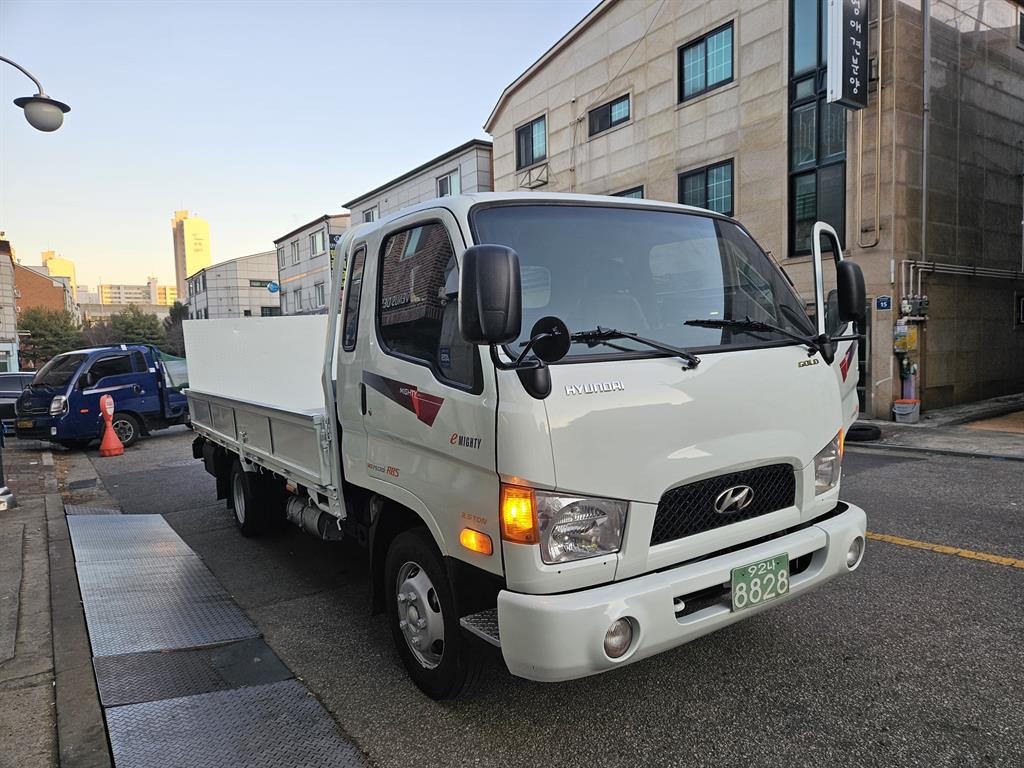 medium and large cargo Cargo 2006 Blanco - Importación desde Corea - HF Imports Iquique - Foto 19