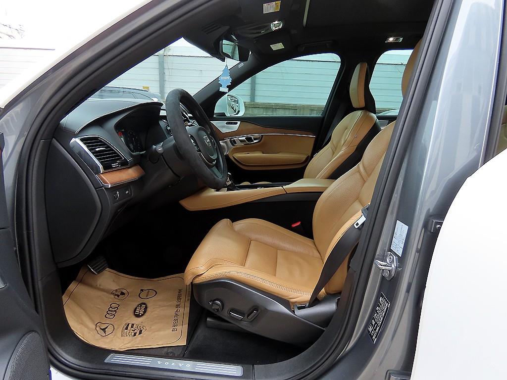 Volvo XC90 - Vista 5