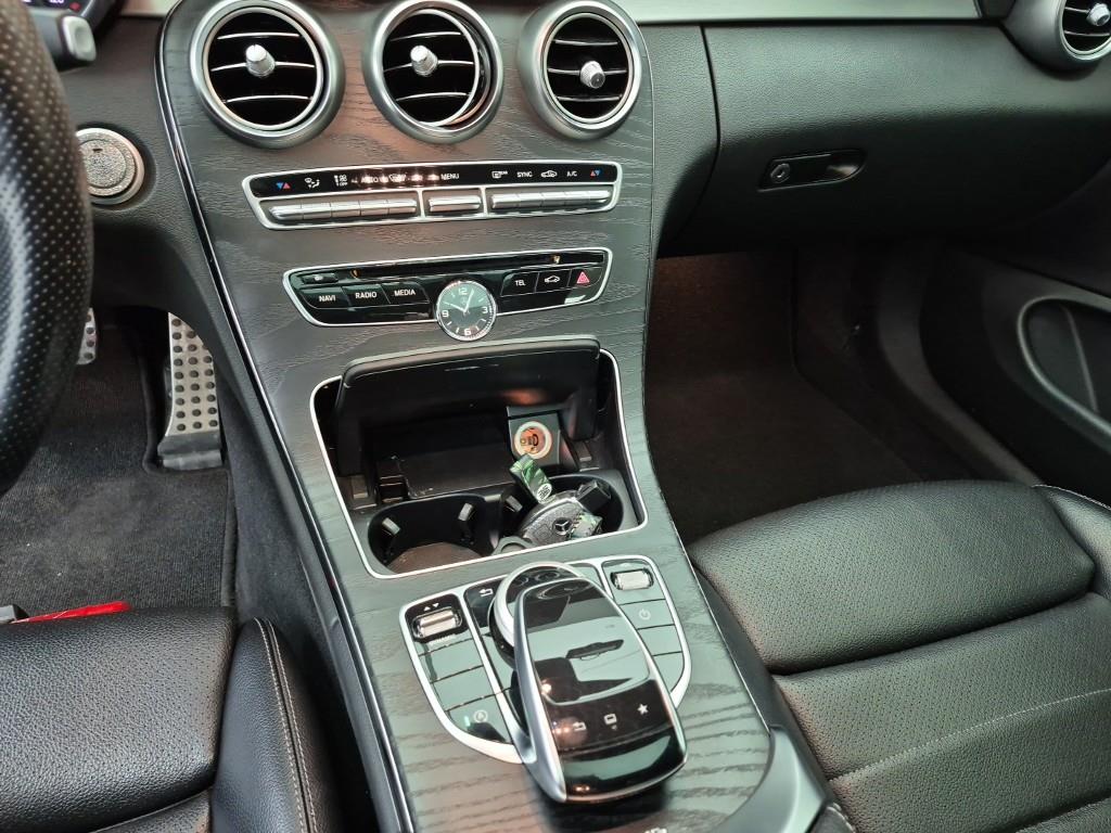 Mercedes Benz C Class - Vista 10