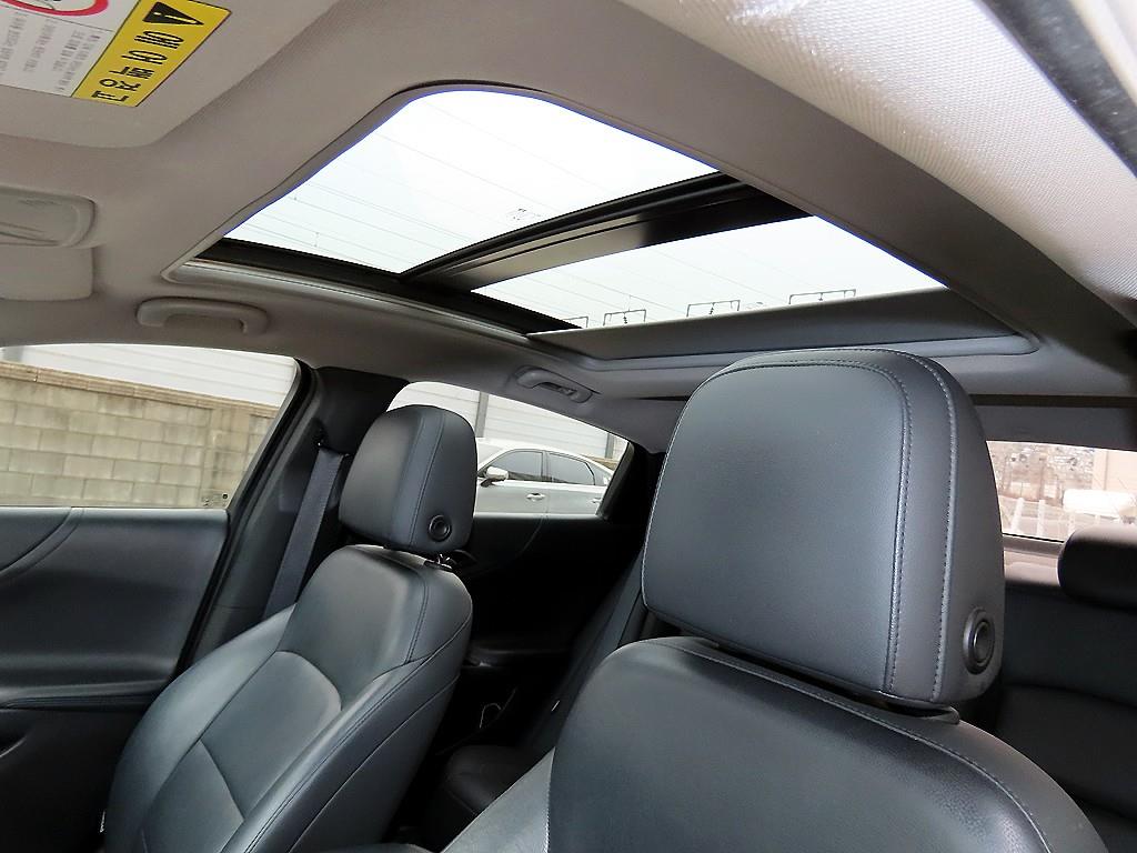 Chevrolet Malibu 2017 Blanco - Importación desde Corea - HF Imports Iquique - Foto 17