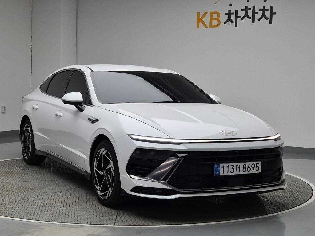 HYUNDAI Sonata - Vista 4