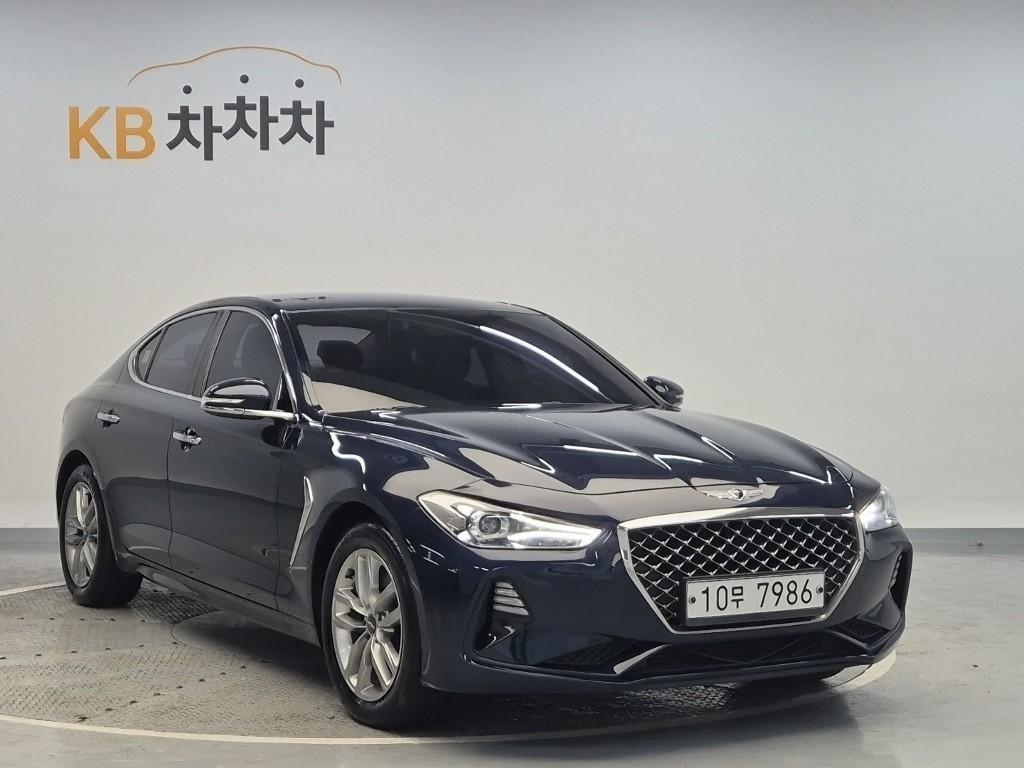 Genesis G70 - Vista 4