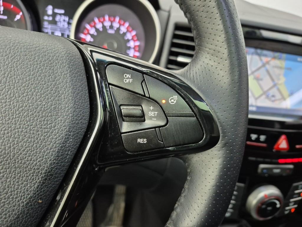 Ssangyong Tivoli 2017 Blanco - Importación desde Corea - HF Imports Iquique - Foto 16