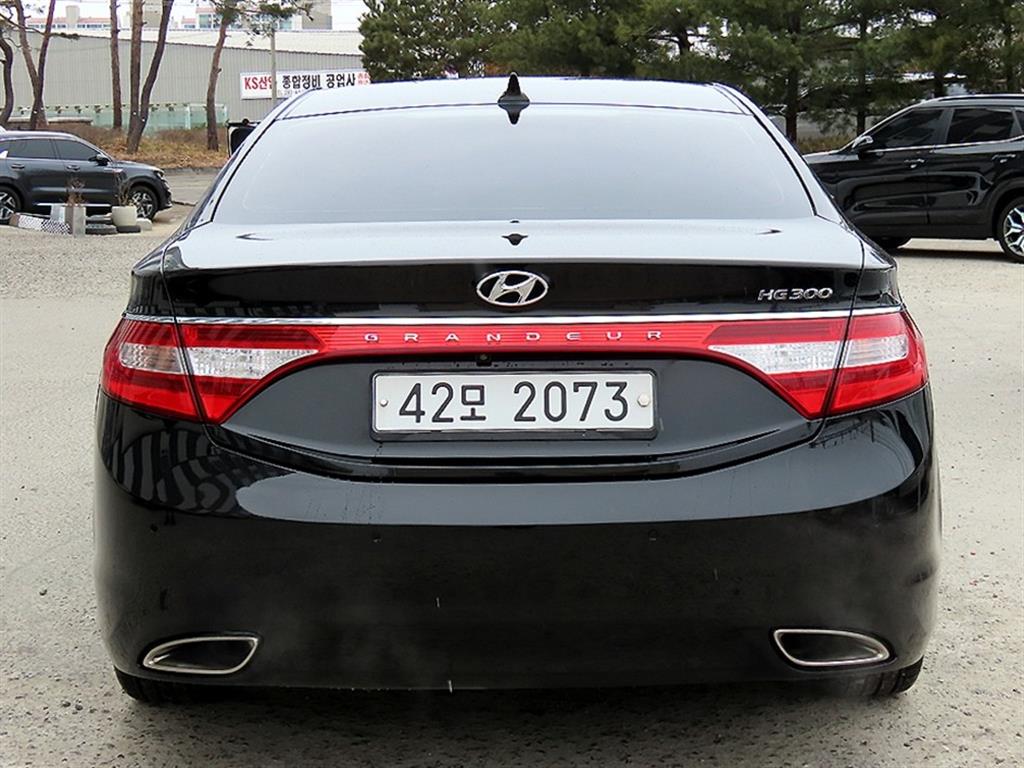 HYUNDAI Grandeur - Vista 4