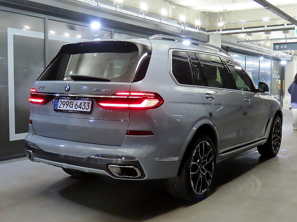 BMW X7 - Vista 4