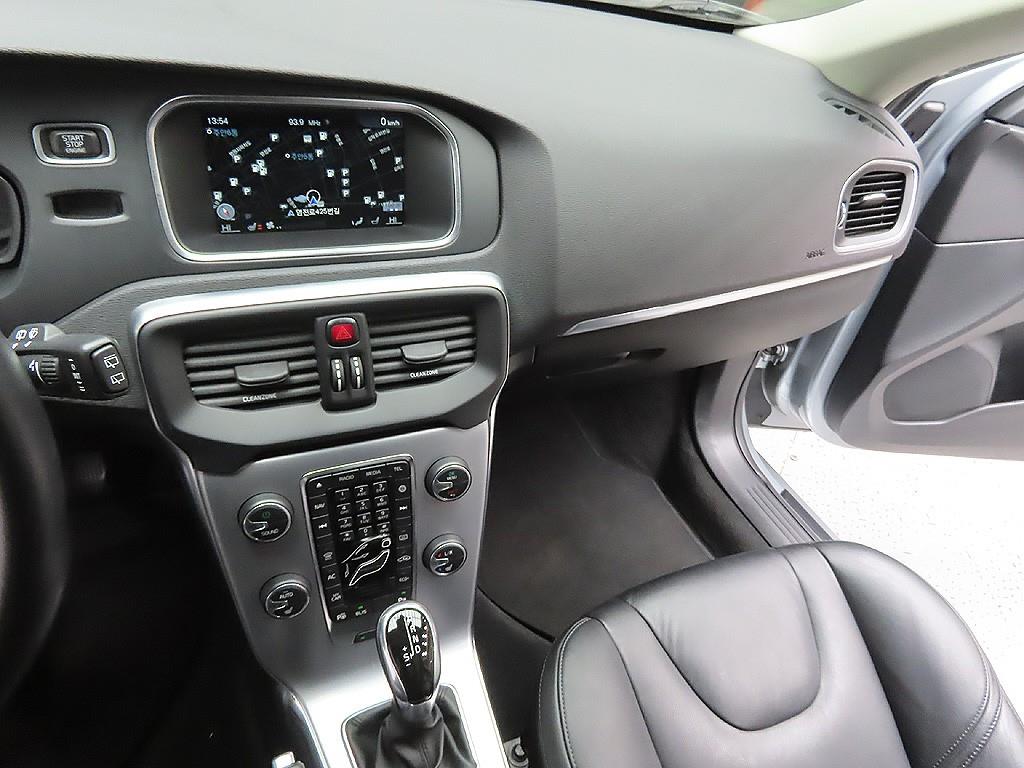 Volvo V40 2017 Gris - Importación desde Corea - HF Imports Iquique - Foto 7