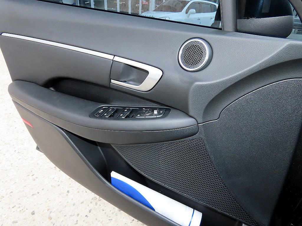 HYUNDAI Sonata - Vista 11