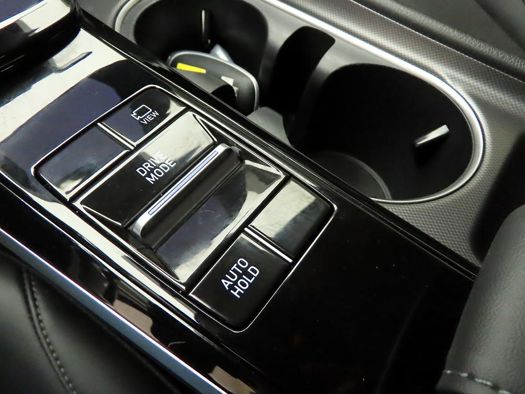 HYUNDAI Sonata - Vista 11