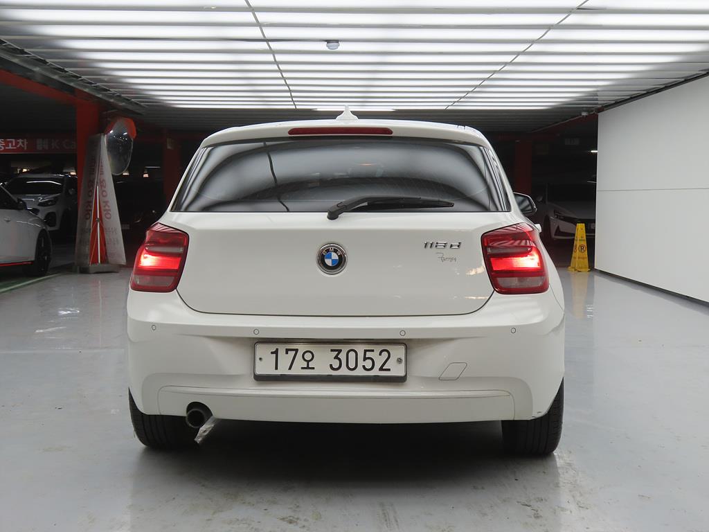 BMW 1 series - Vista 3