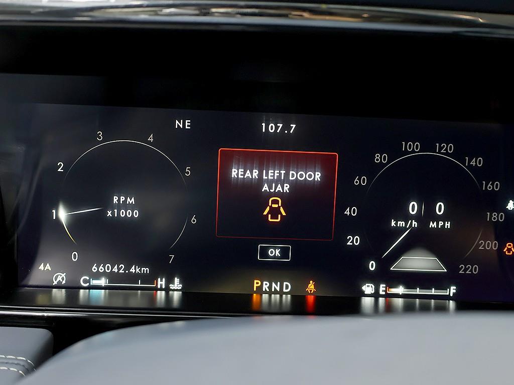 Lincoln Navigator - Vista 11