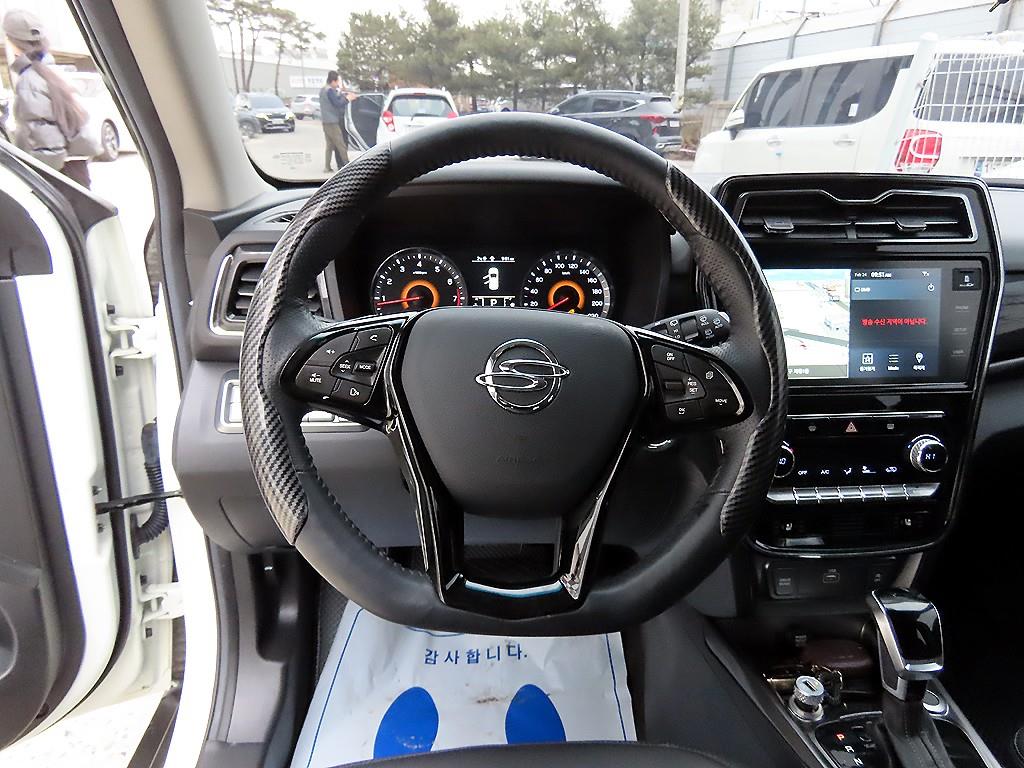 Ssangyong Tivoli - Vista 8