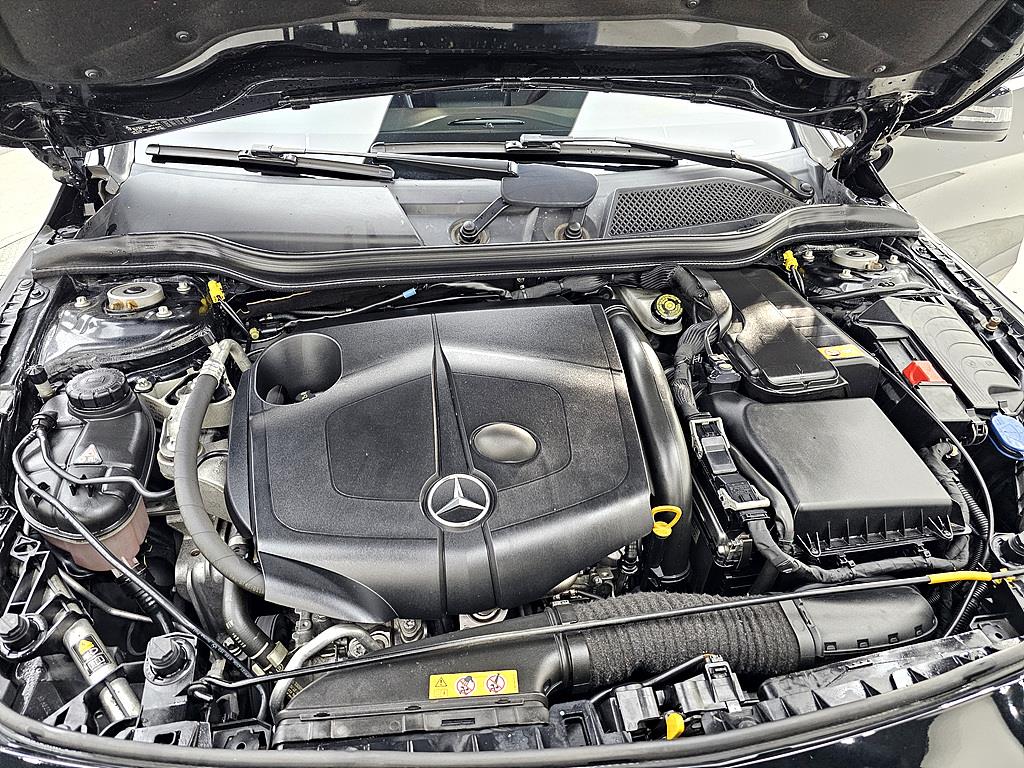 Mercedes Benz CLA Class - Vista 6