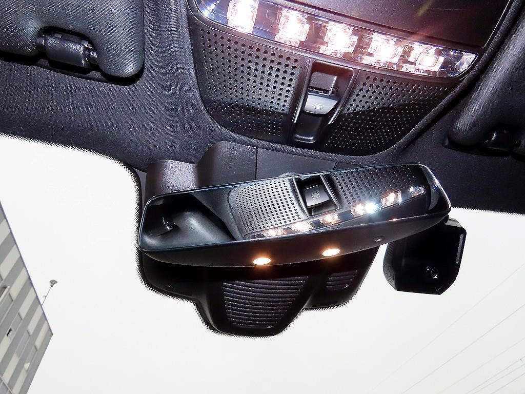 Mercedes Benz E class 2021 Plateado - Importación desde Corea - HF Imports Iquique - Foto 15