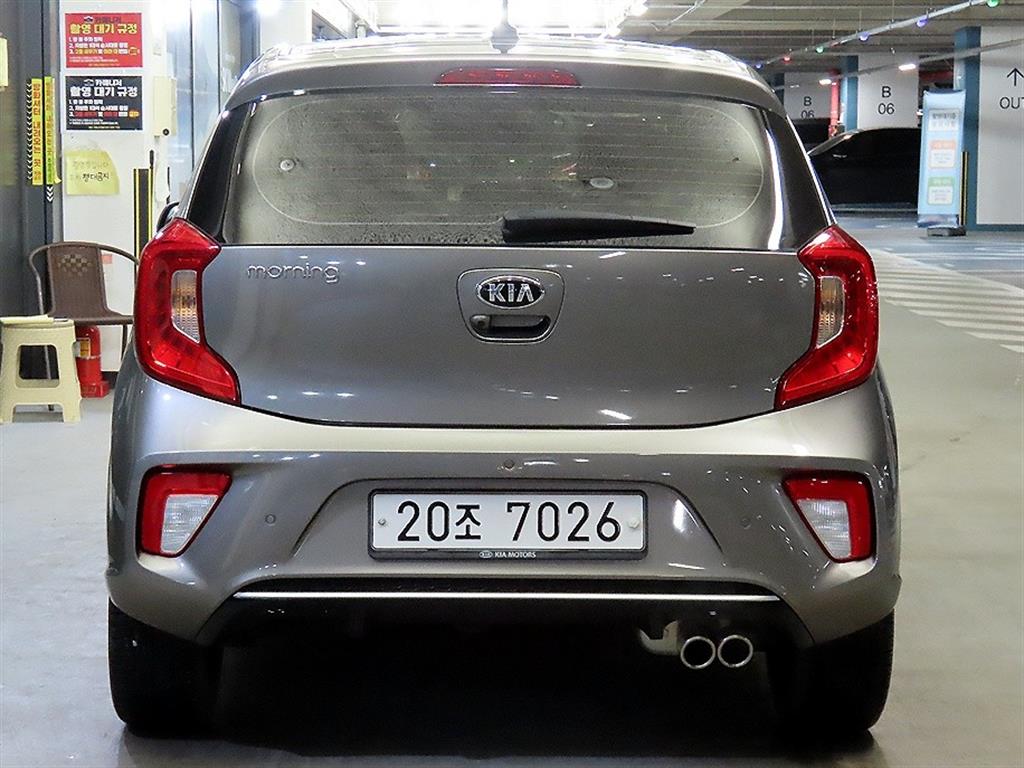 KIA Morning - Vista 4