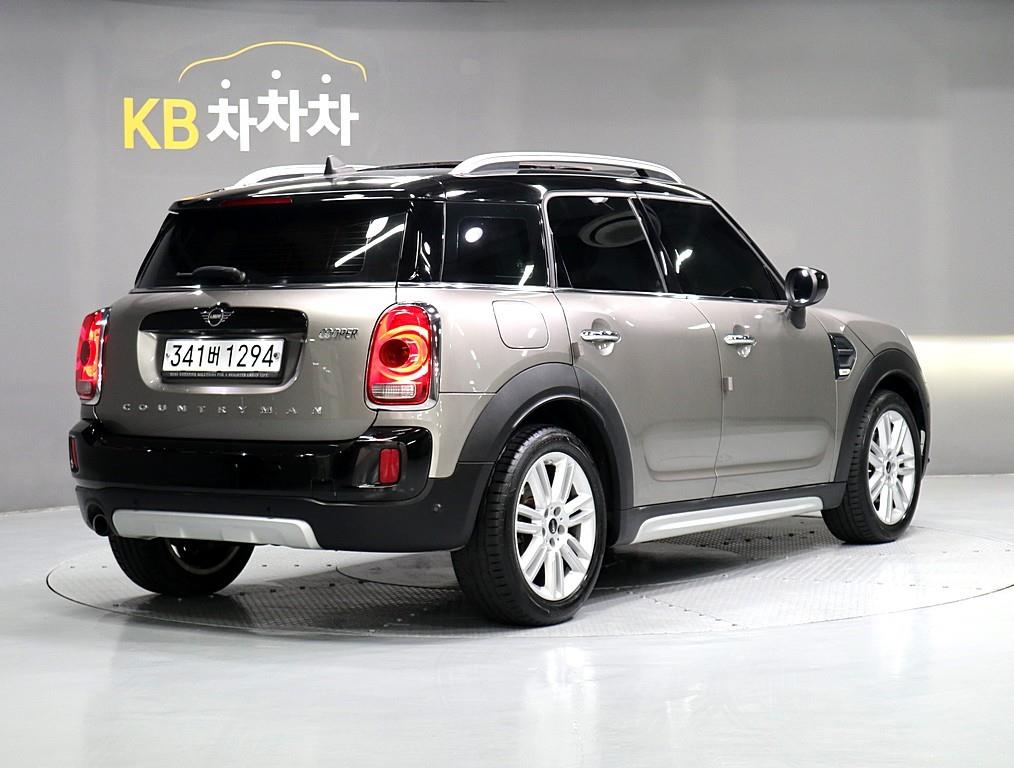 Mini Countryman - Vista 3