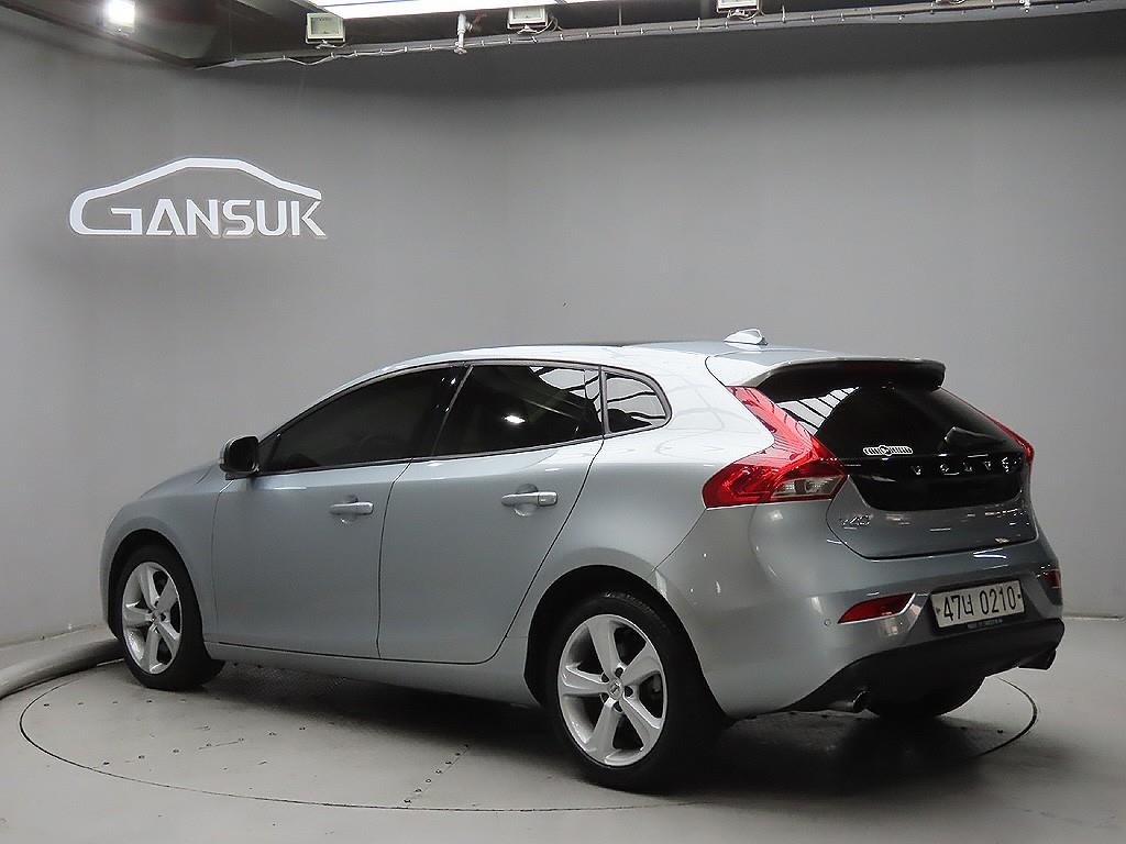 Volvo V40 - Vista 5