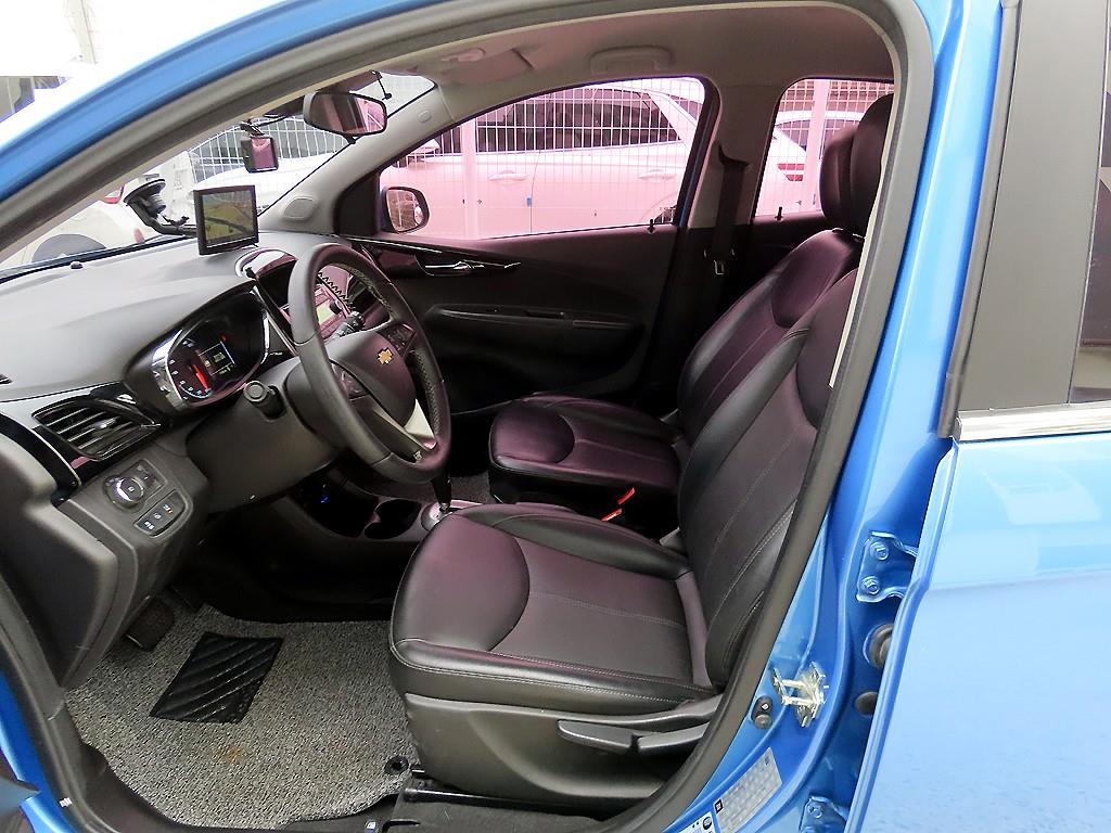 Chevrolet Spark - Vista 5