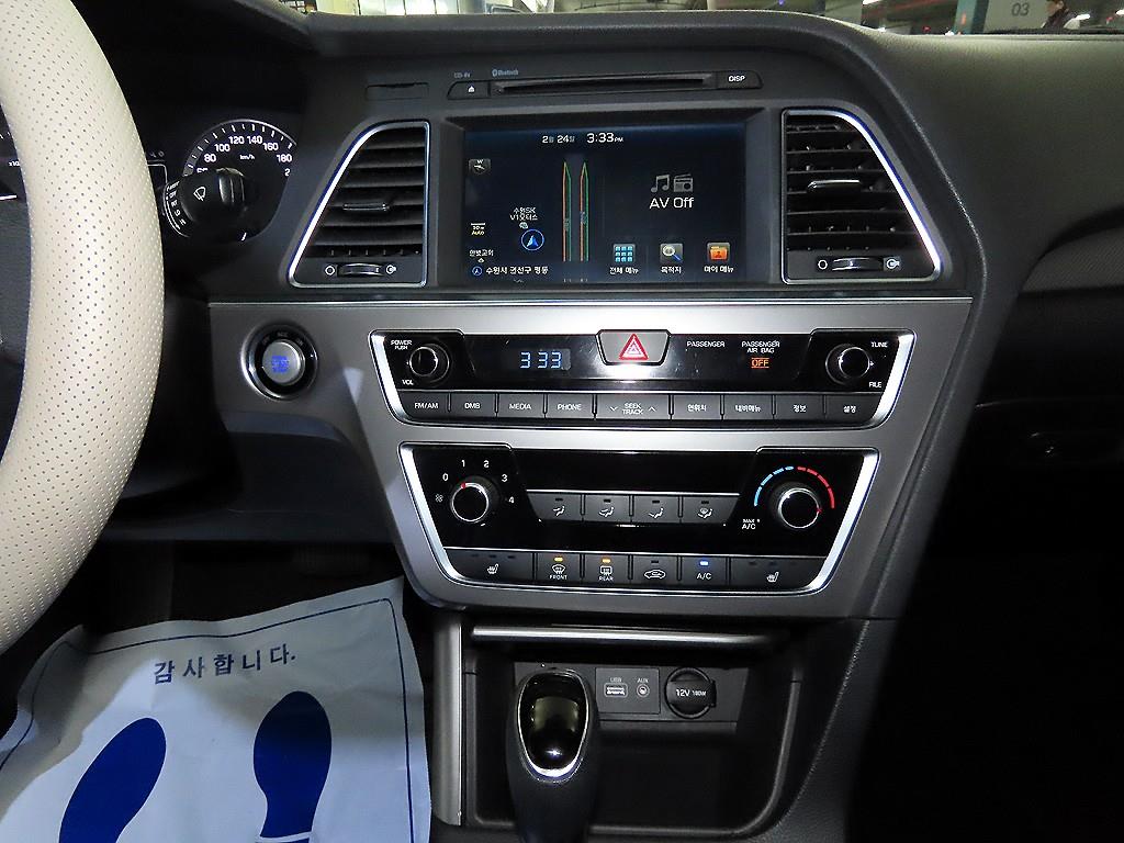 HYUNDAI Sonata - Vista 11