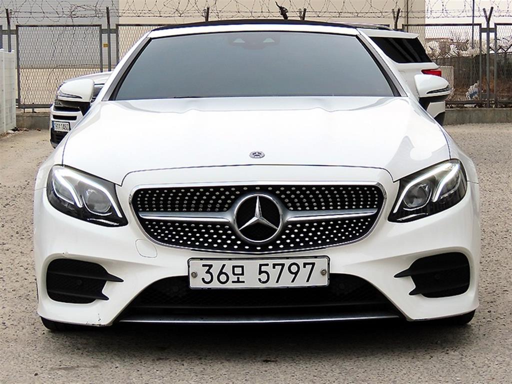 Mercedes Benz E class 2018 Blanco - Importación desde Corea - HF Imports Iquique - Foto 1