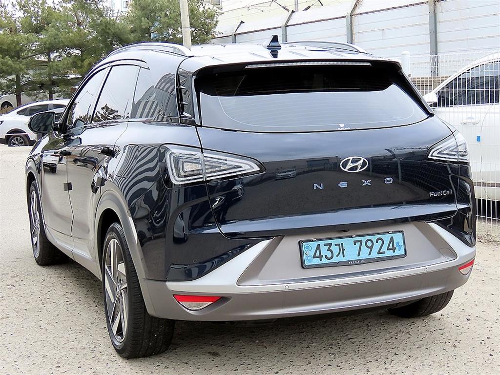 HYUNDAI Nexo - Vista 3