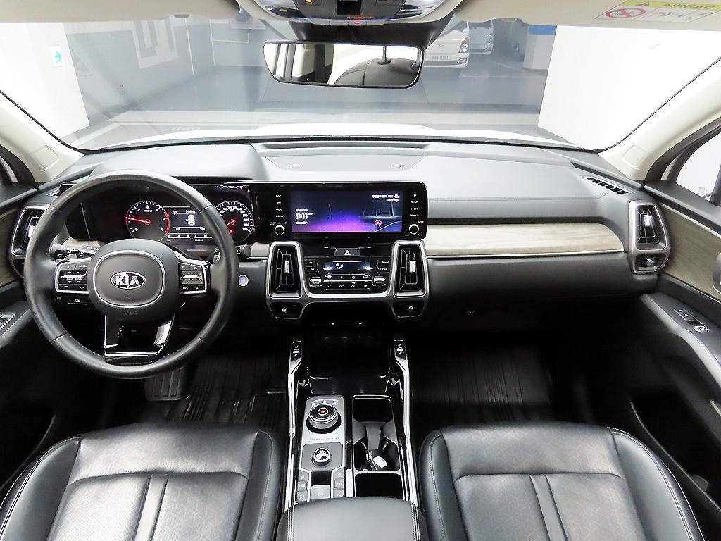 KIA Sorento - Vista 8