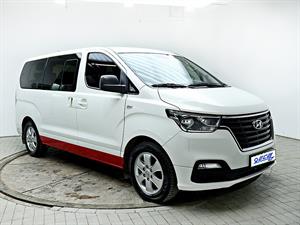 HYUNDAI Starex - Vista 4