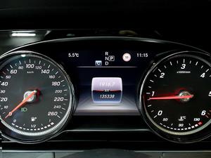 Mercedes Benz E class - Vista 12