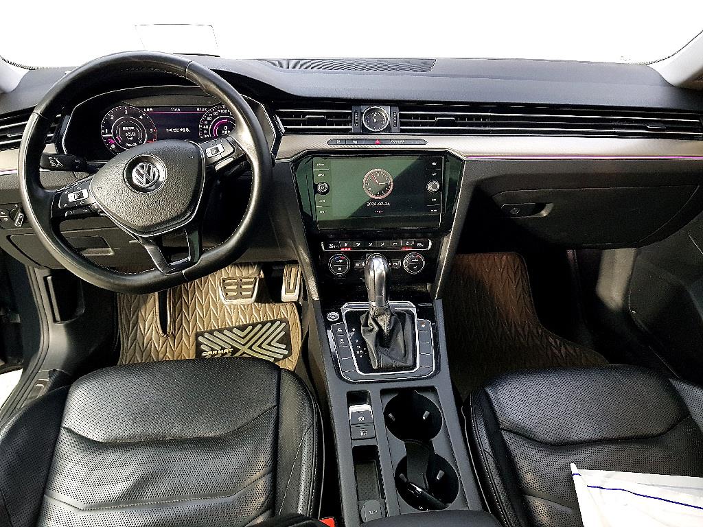 Volkswagen Arteon - Vista 5